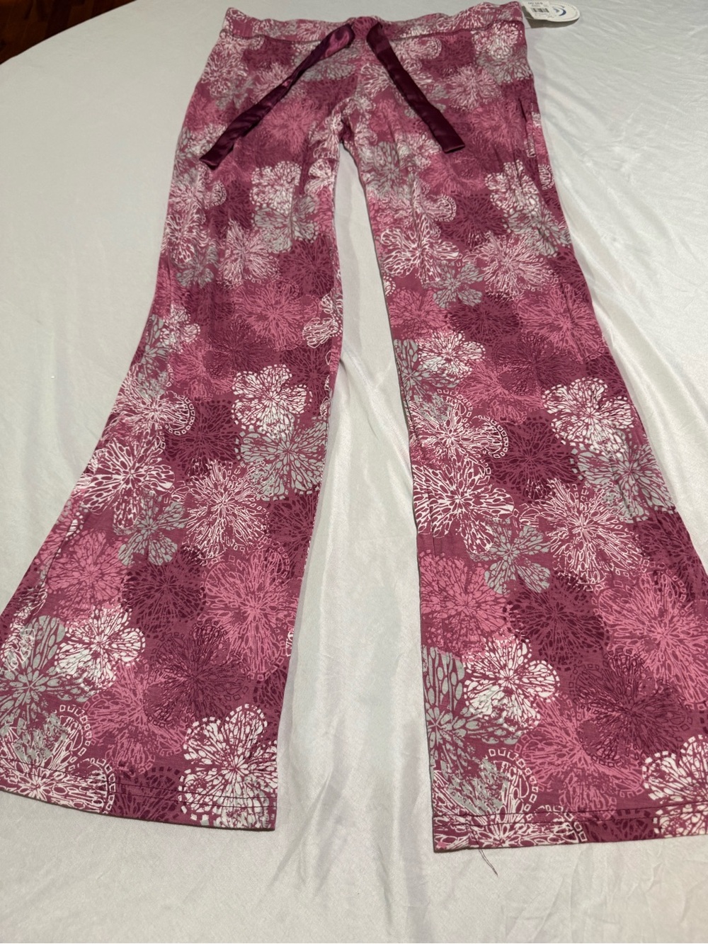 Lilly Pulitzer Rose and Berry Floral Wide-Leg Lounge Pants